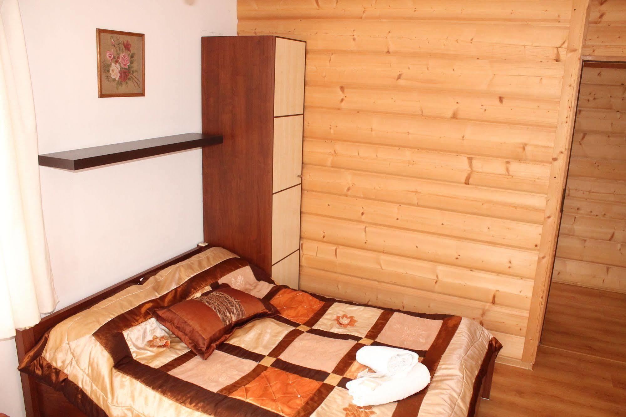 Pokoje Goscinne Kaminscy Gliczarow Ngoại thất bức ảnh